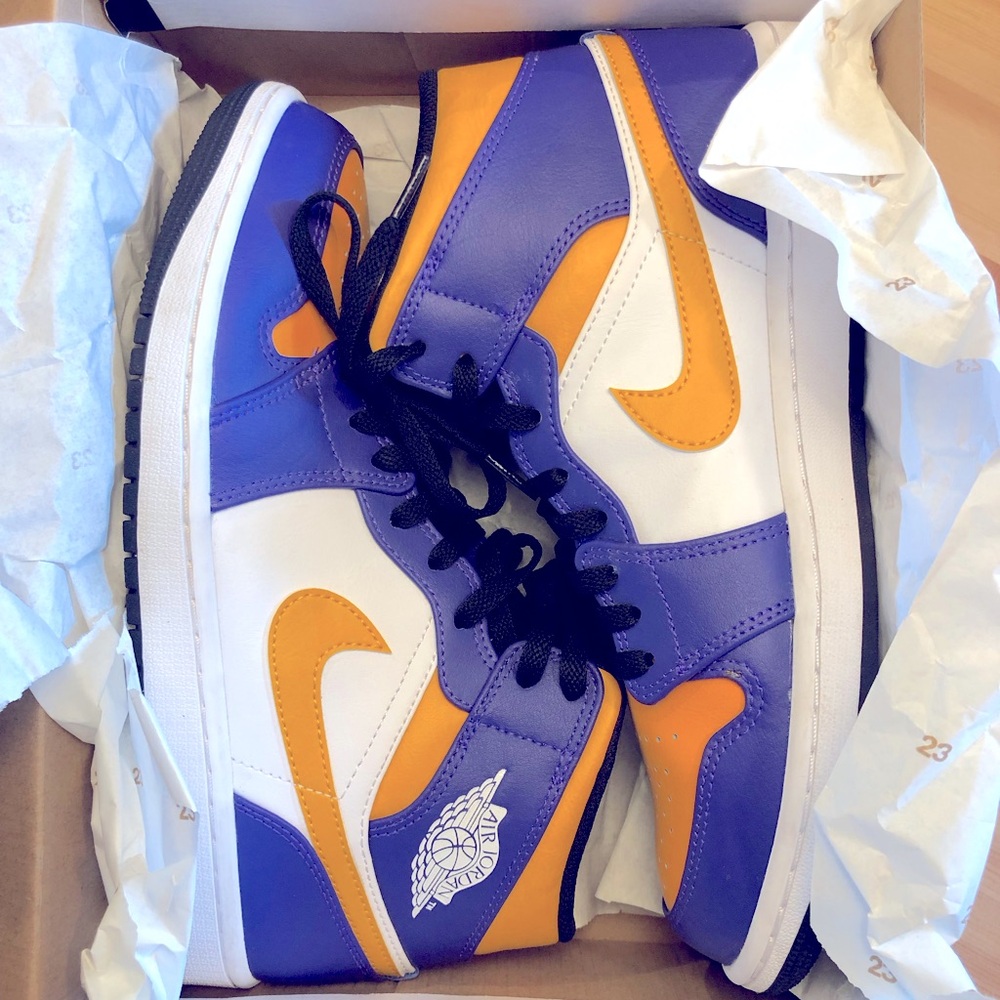 Nike Lakers Air Jordan 1 Mid Dark Concord/Taxi-White-Black Men Size 9
